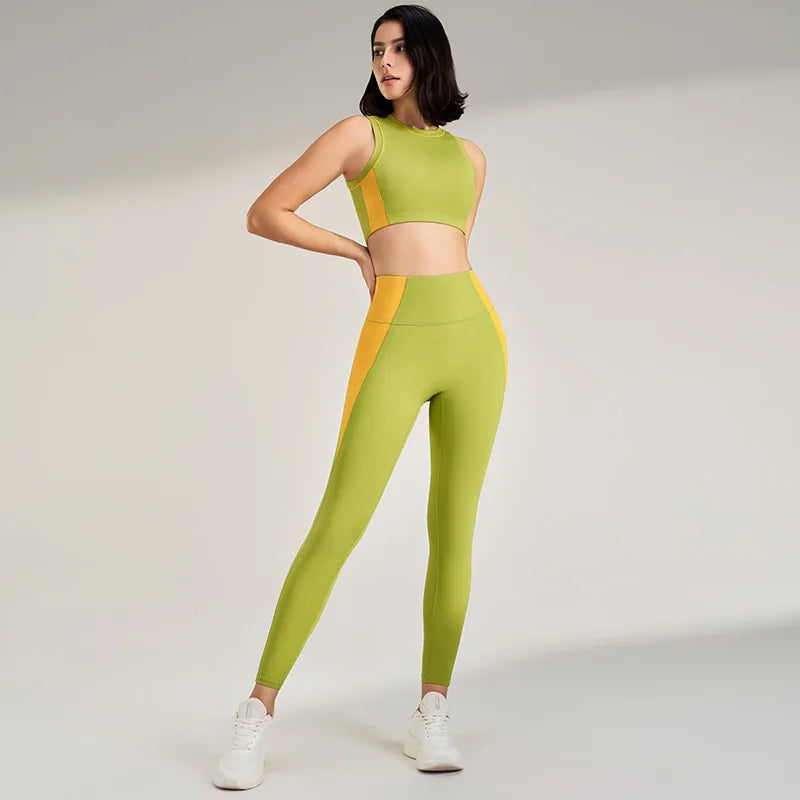 Naqiya Two Tone Gym Set